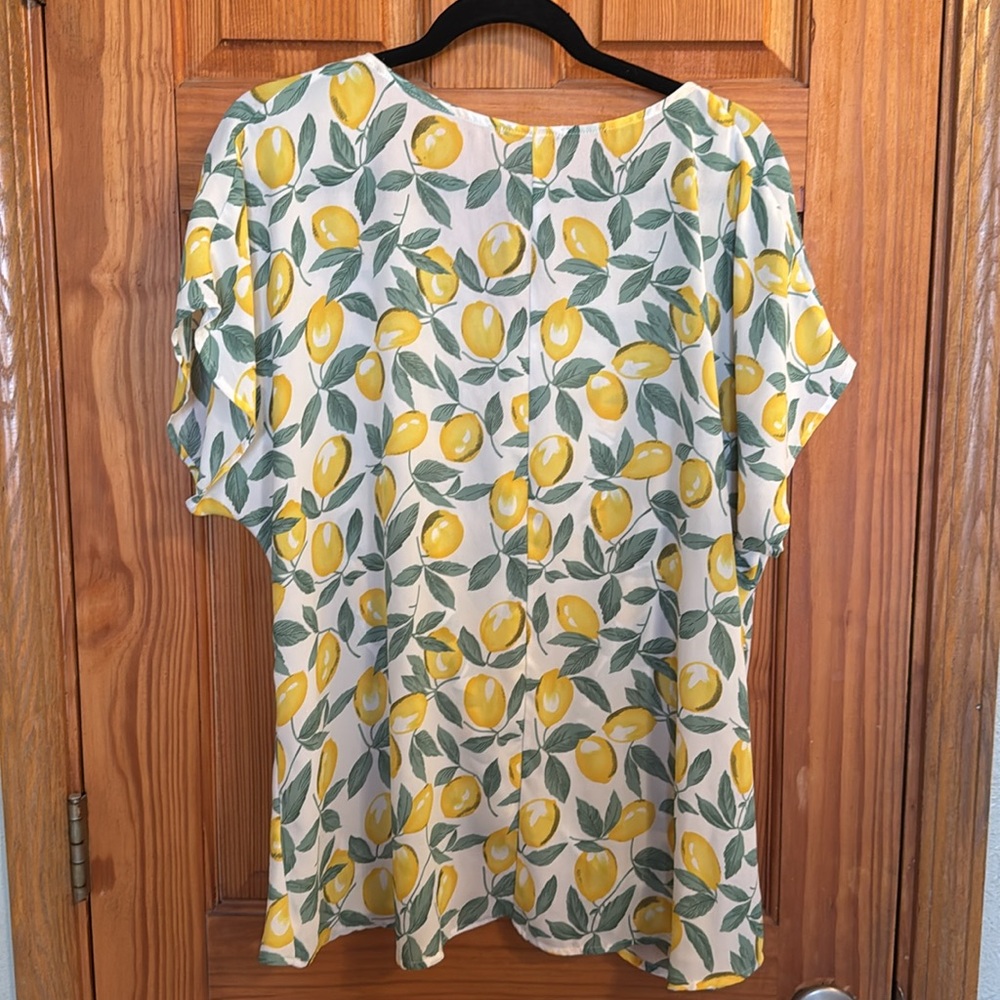 West Kei XL blouse with lemons - Picture 3 of 4